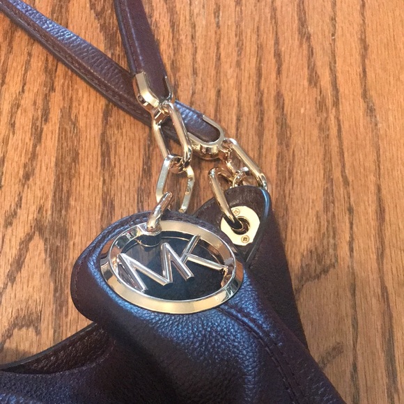 Michael Kors purse - Picture 4 of 11